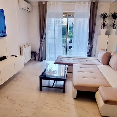 Lumiere Monaco 公寓 博索莱伊