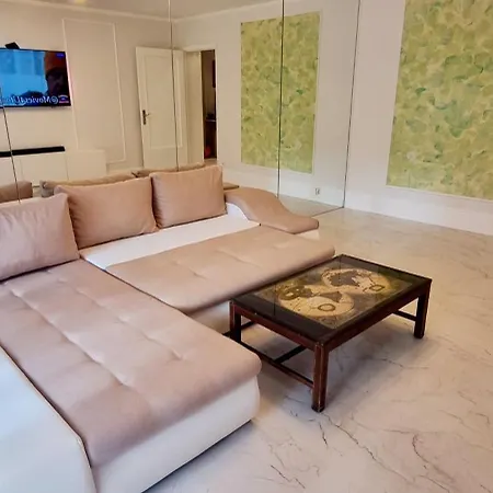 Lumiere Monaco 博索莱伊